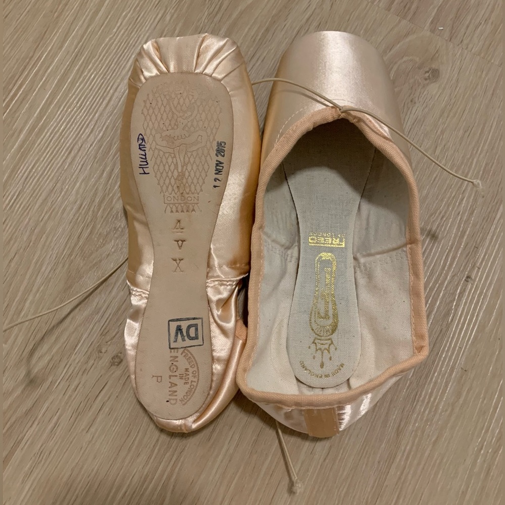4 X Freed Custom Pointe Shoes